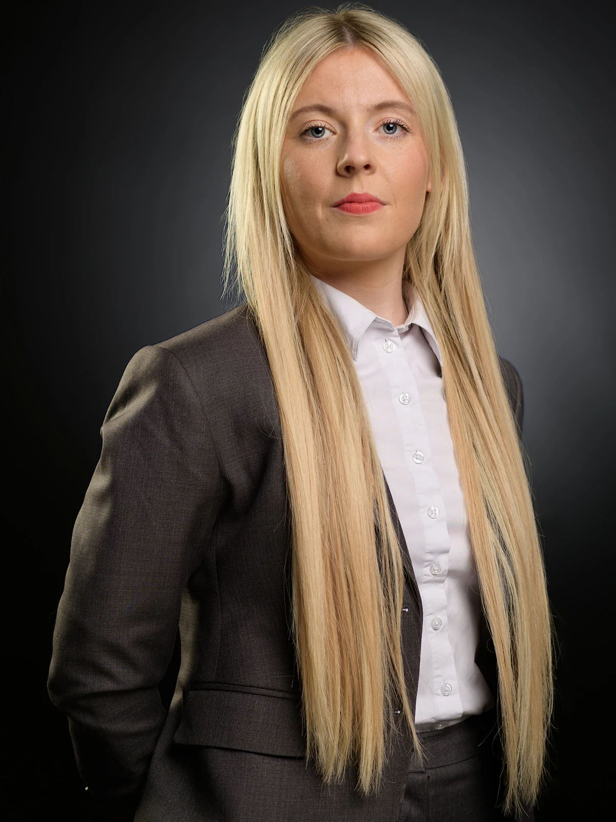 The image is being used to advertise personal injury firm Gildeas Solicitors Glasgow office. They are a law firm based in Glasgow and Edinburgh. They specialise in accident claims in Scotland, including road traffic accidents, motorcycle accidents, cycling accidents, and accidents at work. They are no win no fee solicitors